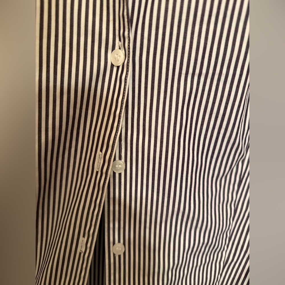 Calvin Klein Women’s Black and White Striped Shirt Non Iron Brand - Picture 4 of 6